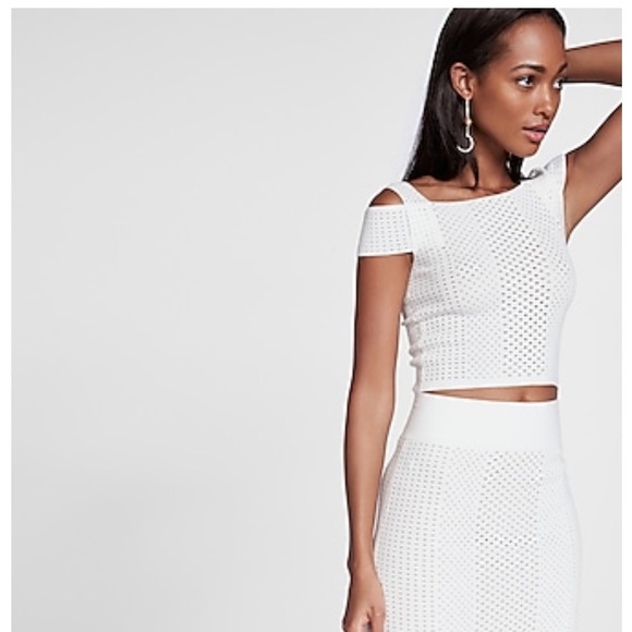 Express Eyelet Mixes Mesh Cold Shoulder Crop Top - Picture 7 of 8